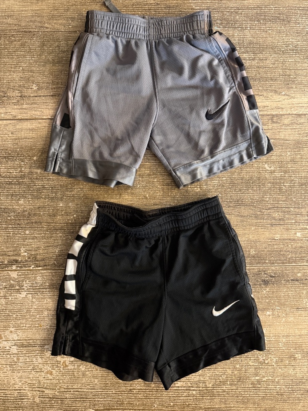 Nike boys mesh gray and black set of 2 shorts